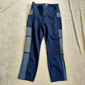 Avia Women's 0 2 Active Performance Navy Blue Gray Flex Tech Capri Leggings SZ S